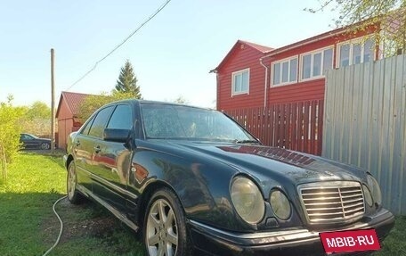 Mercedes-Benz E-Класс, 1998 год, 670 000 рублей, 3 фотография
