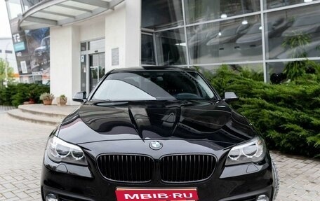 BMW 5 серия, 2015 год, 3 175 000 рублей, 2 фотография
