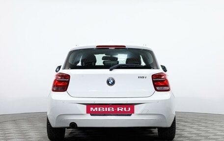 BMW 1 серия, 2011 год, 1 141 000 рублей, 6 фотография