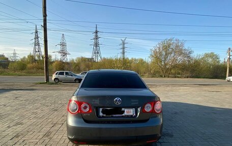 Volkswagen Jetta VI, 2009 год, 745 000 рублей, 3 фотография