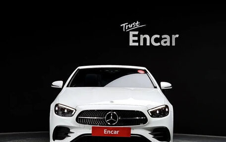 Mercedes-Benz E-Класс, 2021 год, 7 000 000 рублей, 2 фотография