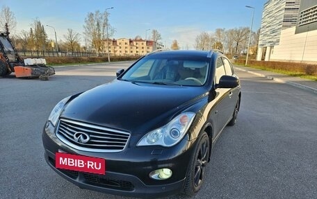 Infiniti QX50 I рестайлинг, 2013 год, 1 670 000 рублей, 4 фотография