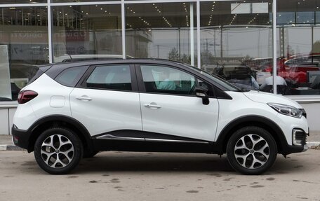 Renault Kaptur I рестайлинг, 2016 год, 1 469 000 рублей, 5 фотография