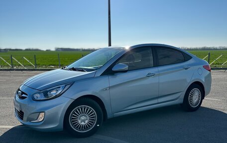 Hyundai Solaris II рестайлинг, 2011 год, 997 777 рублей, 6 фотография