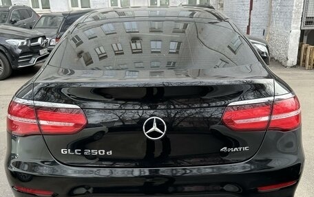Mercedes-Benz GLC Coupe, 2019 год, 5 350 000 рублей, 4 фотография