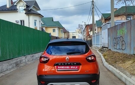 Renault Kaptur I рестайлинг, 2018 год, 1 550 000 рублей, 4 фотография