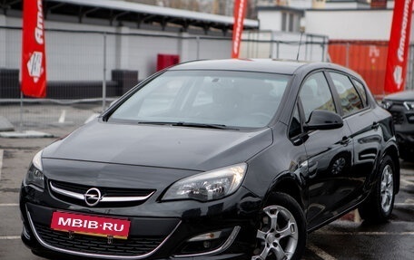Opel Astra J, 2013 год, 835 000 рублей, 1 фотография