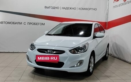 Hyundai Solaris II рестайлинг, 2013 год, 1 090 000 рублей, 3 фотография
