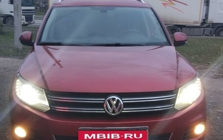 Volkswagen Tiguan I, 2011 год, 1 405 000 рублей, 2 фотография