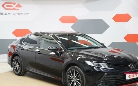Toyota Camry, 2021 год, 3 650 000 рублей, 3 фотография