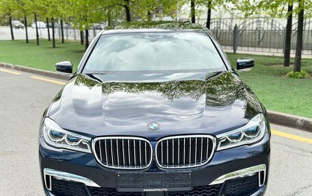 BMW 7 серия, 2018 год, 5 390 000 рублей, 2 фотография