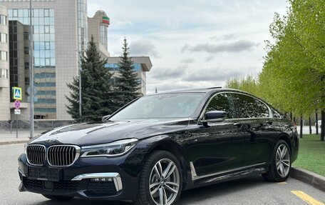 BMW 7 серия, 2018 год, 5 390 000 рублей, 3 фотография