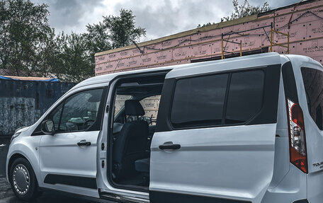 Ford Tourneo Connect II рестайлинг, 2019 год, 2 100 000 рублей, 8 фотография