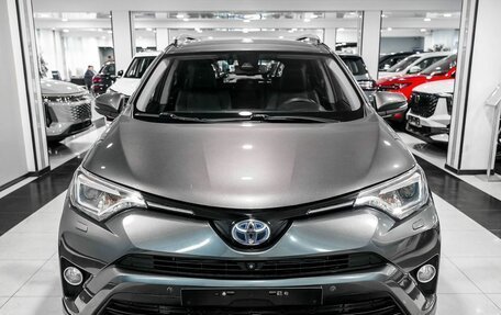 Toyota RAV4, 2017 год, 2 649 000 рублей, 3 фотография