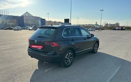 Volkswagen Tiguan II, 2018 год, 2 700 000 рублей, 5 фотография