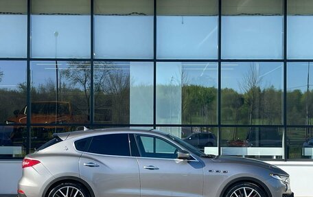 Maserati Levante I, 2018 год, 5 500 000 рублей, 3 фотография