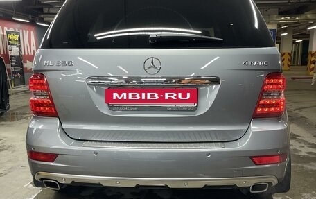 Mercedes-Benz M-Класс, 2010 год, 2 350 000 рублей, 6 фотография