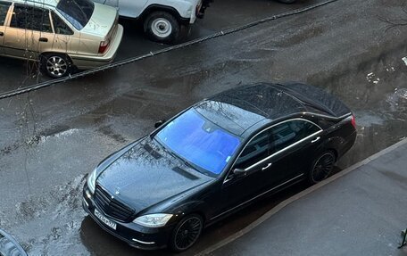 Mercedes-Benz S-Класс, 2010 год, 3 000 000 рублей, 3 фотография