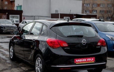 Opel Astra J, 2013 год, 835 000 рублей, 5 фотография