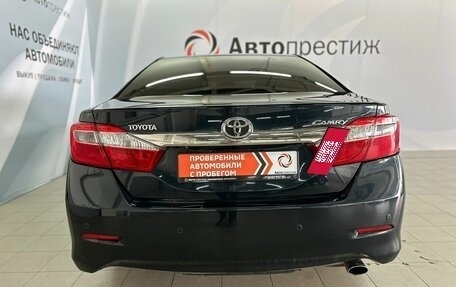 Toyota Camry, 2012 год, 1 595 000 рублей, 5 фотография
