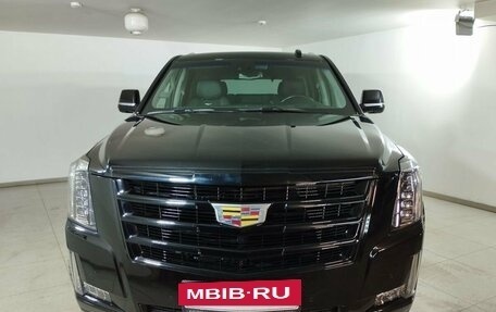 Cadillac Escalade IV, 2019 год, 8 257 000 рублей, 2 фотография