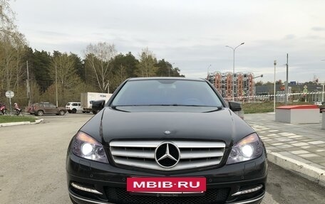 Mercedes-Benz C-Класс, 2010 год, 1 220 000 рублей, 2 фотография