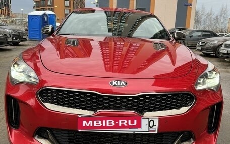 KIA Stinger I, 2020 год, 3 100 000 рублей, 2 фотография
