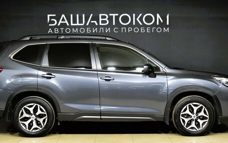 Subaru Forester, 2019 год, 2 945 000 рублей, 4 фотография
