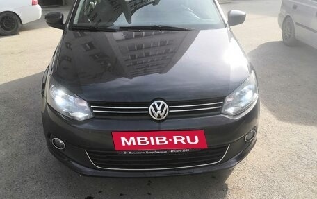 Volkswagen Polo VI (EU Market), 2015 год, 1 100 000 рублей, 2 фотография