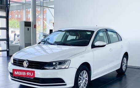 Volkswagen Jetta VI, 2018 год, 1 305 000 рублей, 2 фотография