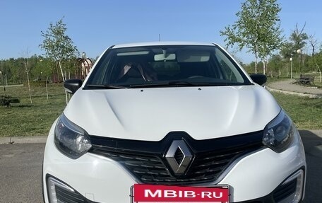 Renault Kaptur I рестайлинг, 2018 год, 1 500 000 рублей, 4 фотография
