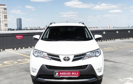 Toyota RAV4, 2014 год, 2 305 111 рублей, 2 фотография