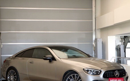 Mercedes-Benz E-Класс, 2020 год, 5 989 000 рублей, 3 фотография