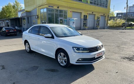 Volkswagen Jetta VI, 2017 год, 1 590 000 рублей, 3 фотография