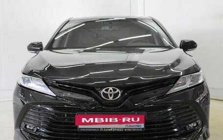 Toyota Camry, 2018 год, 2 051 000 рублей, 2 фотография