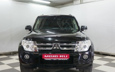 Mitsubishi Pajero IV, 2014 год, 2 395 990 рублей, 2 фотография