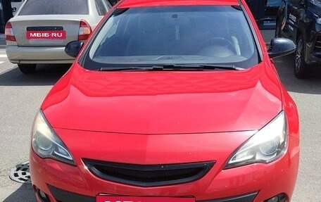 Opel Astra J, 2013 год, 1 055 000 рублей, 2 фотография