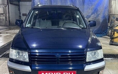Mitsubishi Space Wagon III, 1999 год, 450 000 рублей, 2 фотография