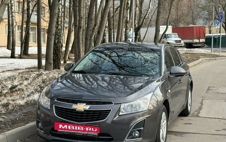 Chevrolet Cruze II, 2013 год, 975 000 рублей, 4 фотография