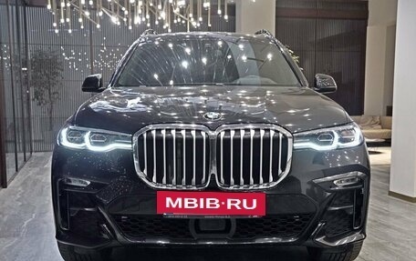 BMW X7, 2021 год, 10 250 000 рублей, 2 фотография