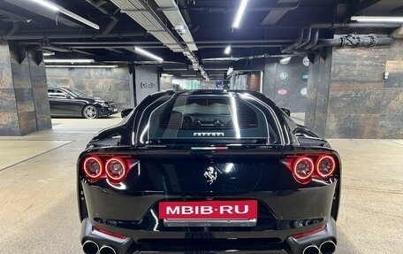 Ferrari 812, 2017 год, 34 990 000 рублей, 4 фотография