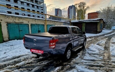 Mitsubishi L200 IV рестайлинг, 2017 год, 2 400 000 рублей, 5 фотография