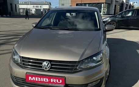 Volkswagen Polo VI (EU Market), 2015 год, 1 270 000 рублей, 1 фотография