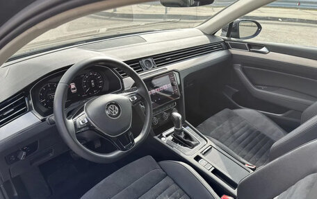 Volkswagen Passat B8 рестайлинг, 2019 год, 2 937 500 рублей, 7 фотография