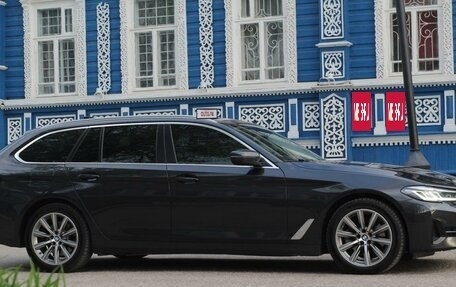 BMW 5 серия, 2020 год, 3 900 000 рублей, 3 фотография