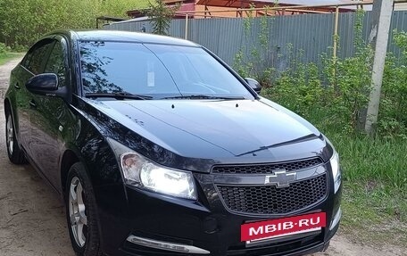Chevrolet Cruze II, 2012 год, 700 000 рублей, 2 фотография
