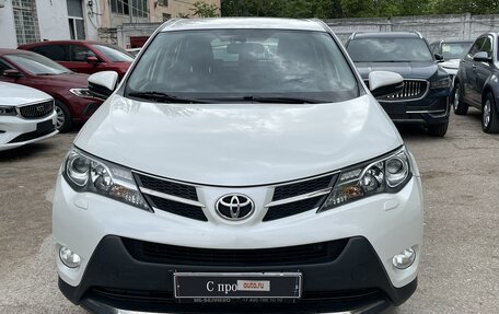 Toyota RAV4, 2013 год, 2 400 000 рублей, 2 фотография