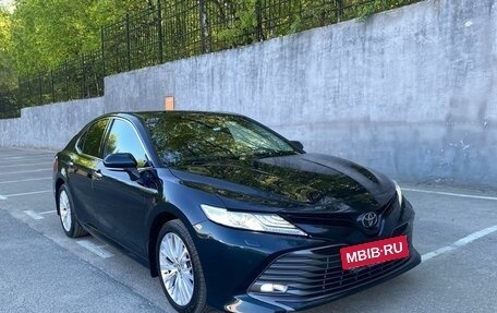 Toyota Camry, 2019 год, 3 280 000 рублей, 3 фотография