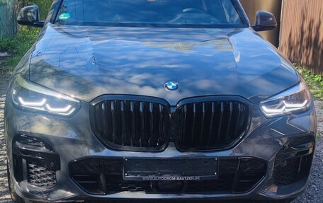 BMW X5, 2022 год, 13 600 000 рублей, 3 фотография