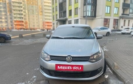 Volkswagen Polo VI (EU Market), 2015 год, 710 000 рублей, 2 фотография